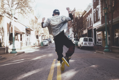 Explore how to live a 5G-free lifestyle by reducing EMF exposure, choosing safer tech habits, and creating a healthier, low-radiation environment.